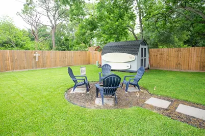 846 S Anderson Street, Angleton, TX 77515 - Photo 20