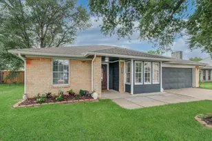 11315 Toucan Ln, Houston, TX 77067 - Photo 2