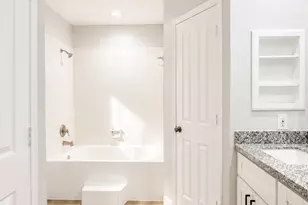 51 Scarlet Woods Ct, Spring, TX 77380 - Photo 14