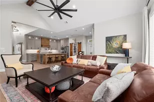 914 Axis Ln, Franklin, TX 77856 - Photo 18