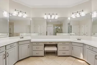 5774 Doliver Drive, Houston, TX 77057 - Photo 10