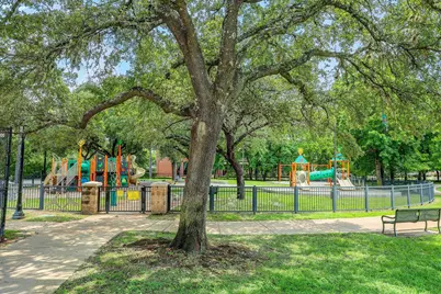 5774 Doliver Drive, Houston, TX 77057 - Photo 22