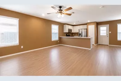 269 Bennett Loop, Angleton, TX 77515 - Photo 4