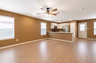 269 Bennett Loop, Angleton, TX 77515 - Photo 4
