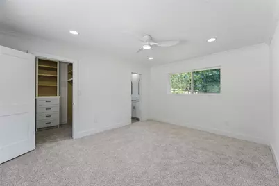 4525 Kingfisher Drive, Houston, TX 77035 - Photo 18