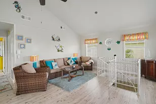 192 Barracuda St, Bayou Vista, TX 77563 - Photo 8