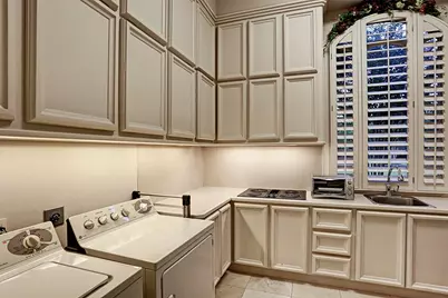 11101 S Country Squire Street, Piney Point Village, TX 77024 - Photo 28