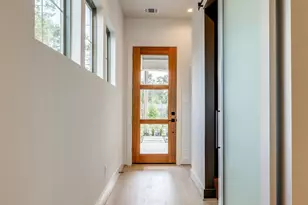 7512 Shadyvilla Ln, Houston, TX 77055 - Photo 2