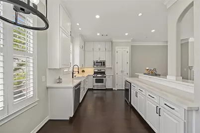 2188 Bancroft Street, Houston, TX 77027 - Photo 18