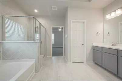 1041 Comal Trail, Dayton, TX 77535 - Photo 16