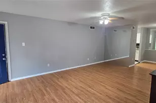 9797 Leawood Blvd, Houston, TX 77099 - Photo 2