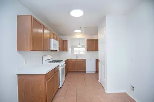 10447 Sugar Sands Ct, Sugar Land, TX 77498 - Photo 12