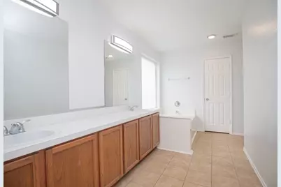 10447 Sugar Sands Court, Sugar Land, TX 77498 - Photo 24
