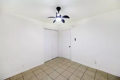 301 Meadow Lane, Hitchcock, TX 77563 - Photo 20