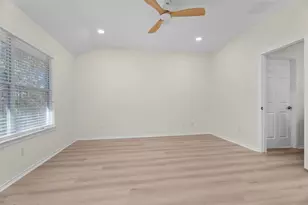 11 Whitekirk Pl, Magnolia, TX 77354 - Photo 18