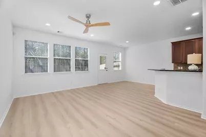 11 Whitekirk Place, Magnolia, TX 77354 - Photo 6