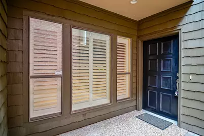 294 Sugarberry Circle, Houston, TX 77024 - Photo 2