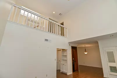 294 Sugarberry Circle, Houston, TX 77024 - Photo 16