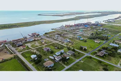 1215 Pickney Avenue, Port Bolivar, TX 77650 - Photo 8