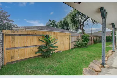 8406 Beechaven Road, Houston, TX 77571 - Photo 36