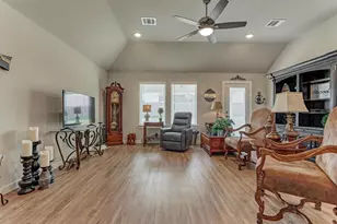 10004 Bigfoot Wallace Dr, Montgomery, TX 77316 - Photo 14