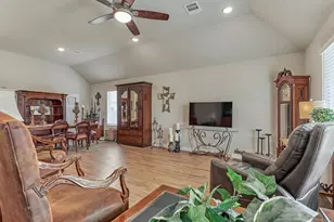 10004 Bigfoot Wallace Dr, Montgomery, TX 77316 - Photo 16