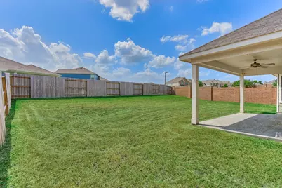 10004 Bigfoot Wallace Drive, Montgomery, TX 77316 - Photo 32