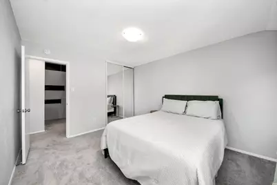 6154 W Airport Boulevard #16, Houston, TX 77035 - Photo 10