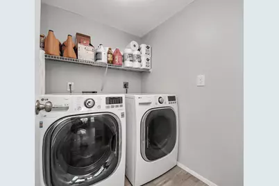 6154 W Airport Boulevard #16, Houston, TX 77035 - Photo 20