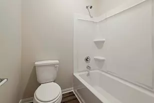 8207 Vanilla Orchid Dr, Houston, TX 77016 - Photo 10