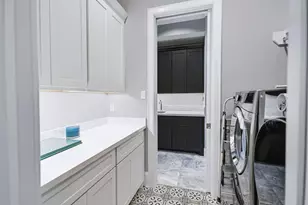 2400 High Timbers Dr, The Woodlands, TX 77380 - Photo 20