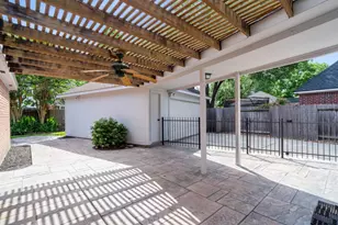 3711 Tree Manor Ln, Kingwood, TX 77345 - Photo 38
