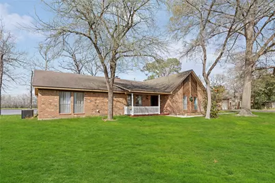 911 Brook Forest Drive, Conroe, TX 77385 - Photo 2