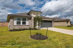 8038 Brahman Ln, Rosharon, TX 77583 - Photo 2