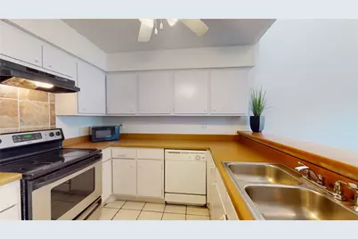 12250 Coppertree Lane, Houston, TX 77035 - Photo 8