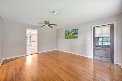 527 S Iowa Avenue, League City, TX 77573 - Photo 6