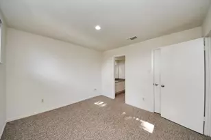 1059 Country Pl Dr, Houston, TX 77079 - Photo 24