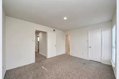 1059 Country Place Drive #1059, Houston, TX 77079 - Photo 32