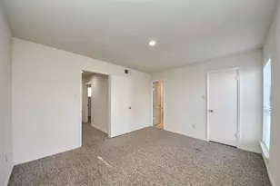 1059 Country Pl Dr, Houston, TX 77079 - Photo 32