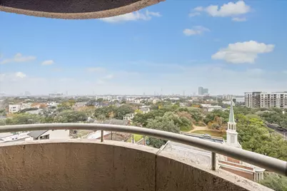 5000 Montrose Boulevard #10B, Houston, TX 77006 - Photo 12