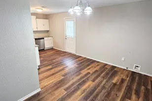 8238 Homewood Ln, Houston, TX 77028 - Photo 6
