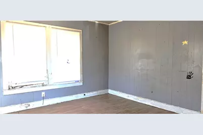 508 E French Street, Cuero, TX 77954 - Photo 4