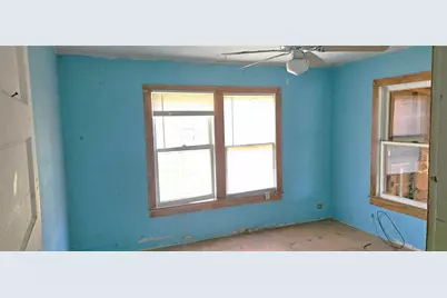 508 E French Street, Cuero, TX 77954 - Photo 6