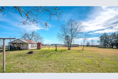 10152 Fm 949, Cat Spring, TX 78933 - Photo 12