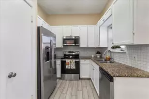 12926 Grovemill Dr, Houston, TX 77045 - Photo 8