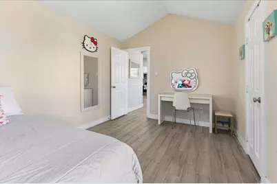 12926 Grovemill Drive, Houston, TX 77045 - Photo 14