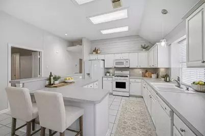 1722 Red Oak Terrace, Houston, TX 77339 - Photo 4