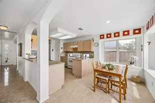 8327 Sonesta Point Ln, Houston, TX 77083 - Photo 2