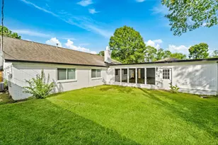 1206 Timber Ln, Friendswood, TX 77546 - Photo 18