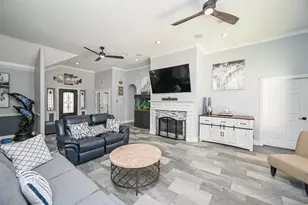 75 April Wind Dr S, Conroe, TX 77356 - Photo 8